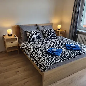 zkontrolujte dostupnost